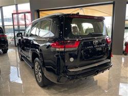 تۆیۆتا لاند کروزەر